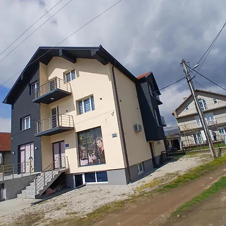 Sara 公寓 弗拉涅